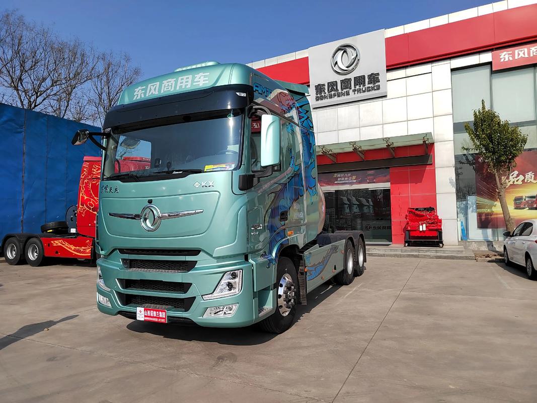 諾維蘭東風(fēng)商用車 龍擎新一代高效智慧動(dòng)力鏈加持，天龍旗艦63重塑高效物流新標(biāo)桿